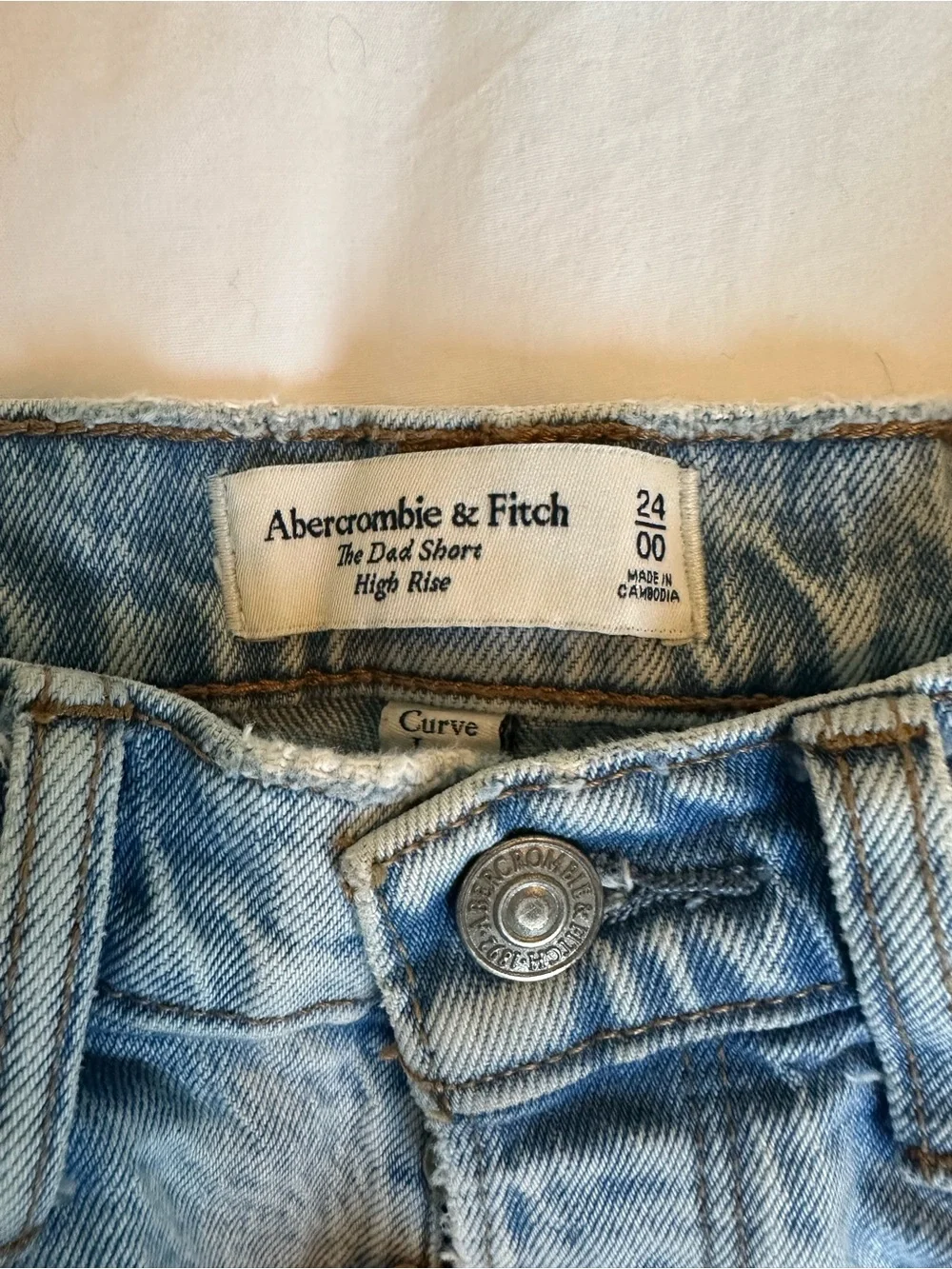 Abercrombie - The Dad Short-  Light Blue Long Denim Shorts